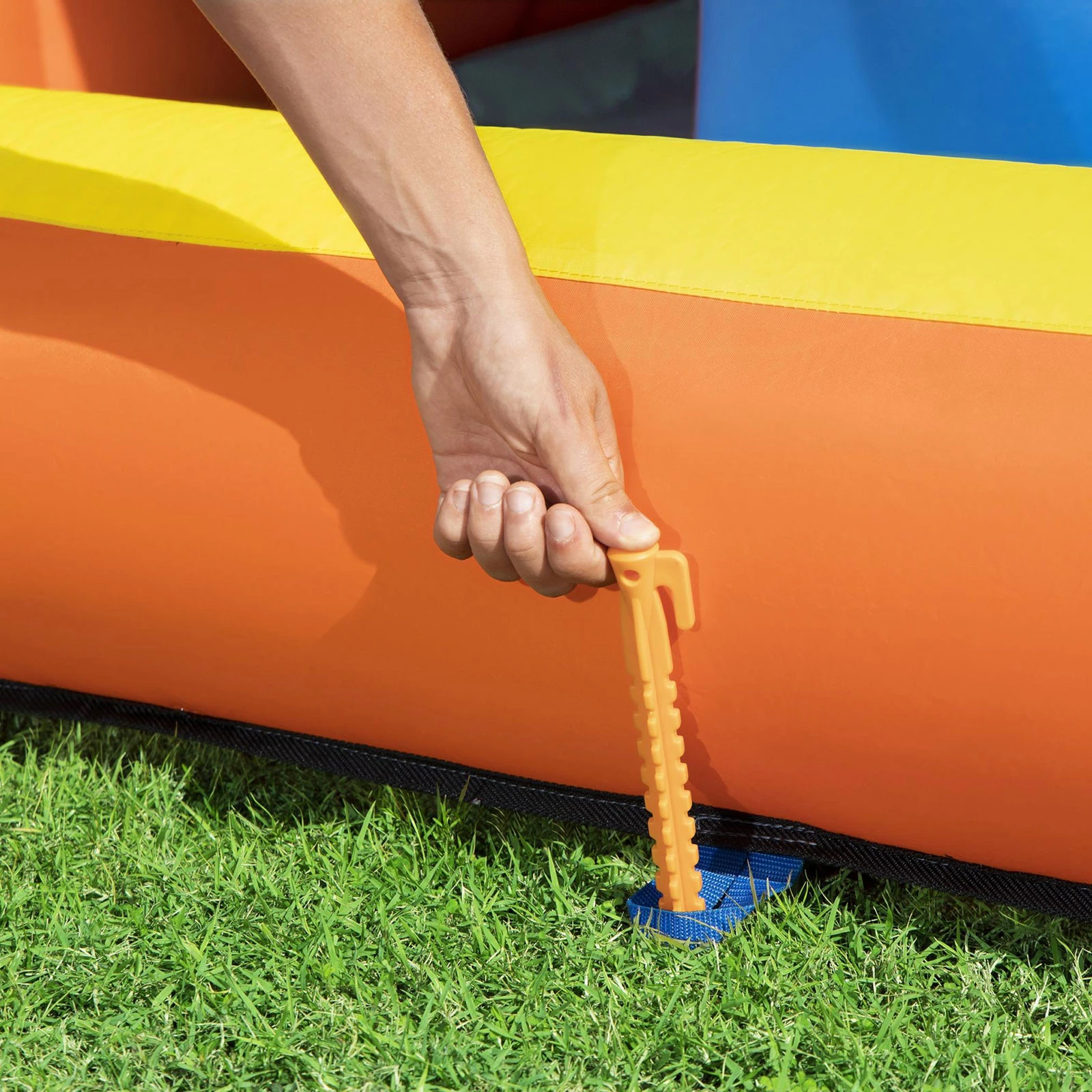 Bestway H2OGO! Super Speedway Mega Water Park - 5.51m x 5.02m x 2.65m - 53377