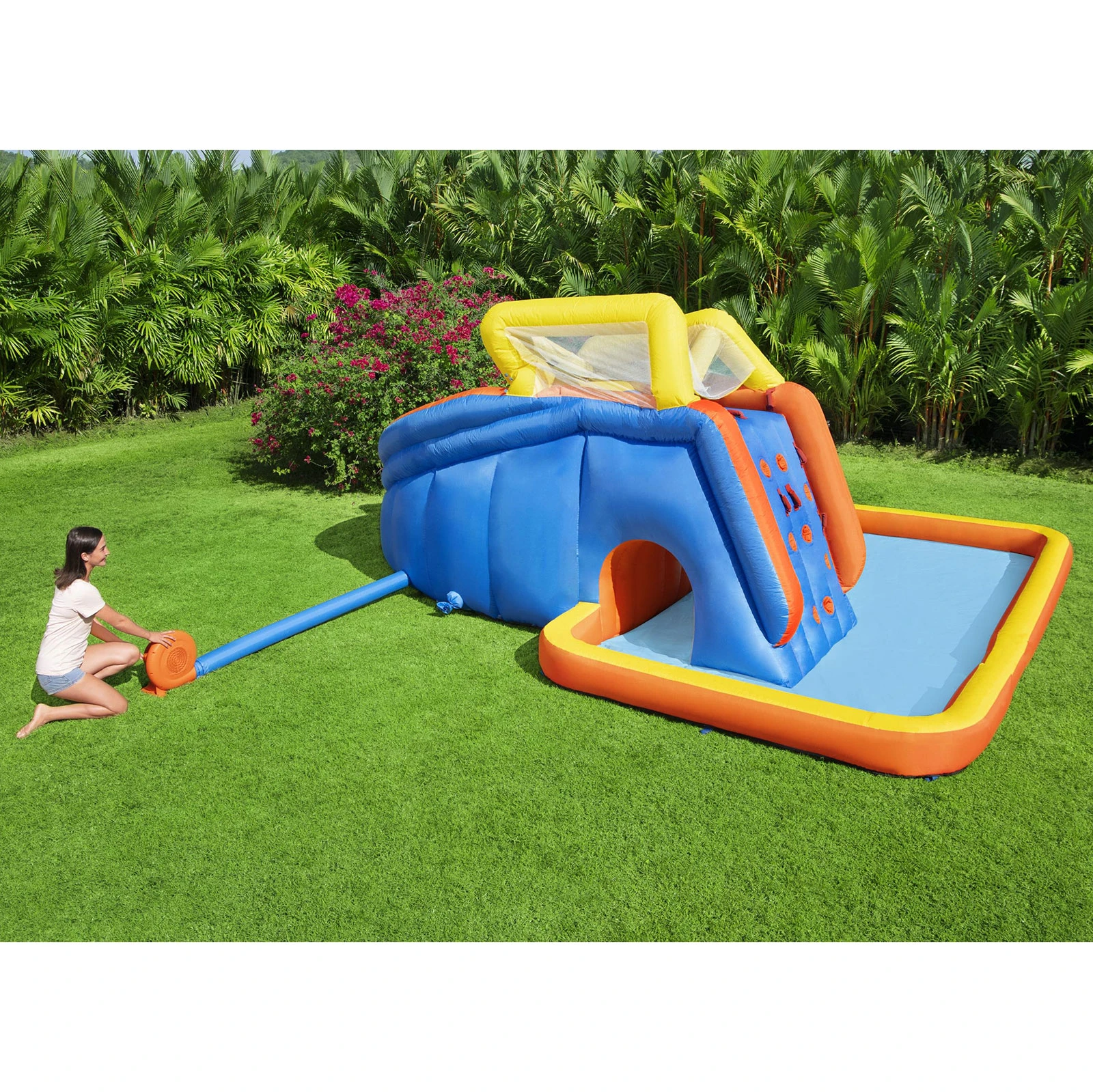Bestway H2OGO! Super Speedway Mega Water Park - 5.51m x 5.02m x 2.65m - 53377