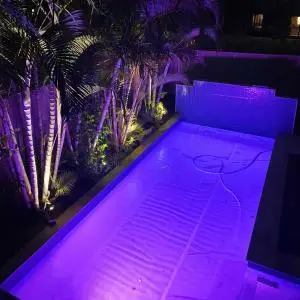 Daisy Pool Covers - Ultradome Solar Blanket
