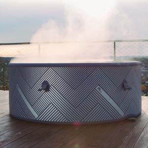 MSpa Naval Airjet - 1.73m x 65cm - 6 Person Portable Frame Spa