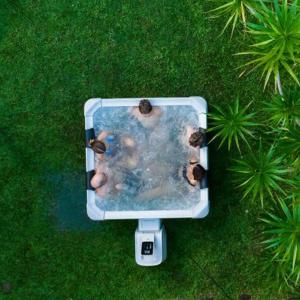MSpa Oslo Massage Jet - Amber PLUS - 1.8m x 1.8m x 65cm - 6 Person Portable Frame Spa