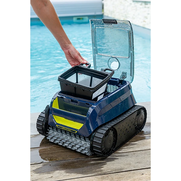 Zodiac FreeRider FR800 IQ Cordless Robotic Pool Cleaner